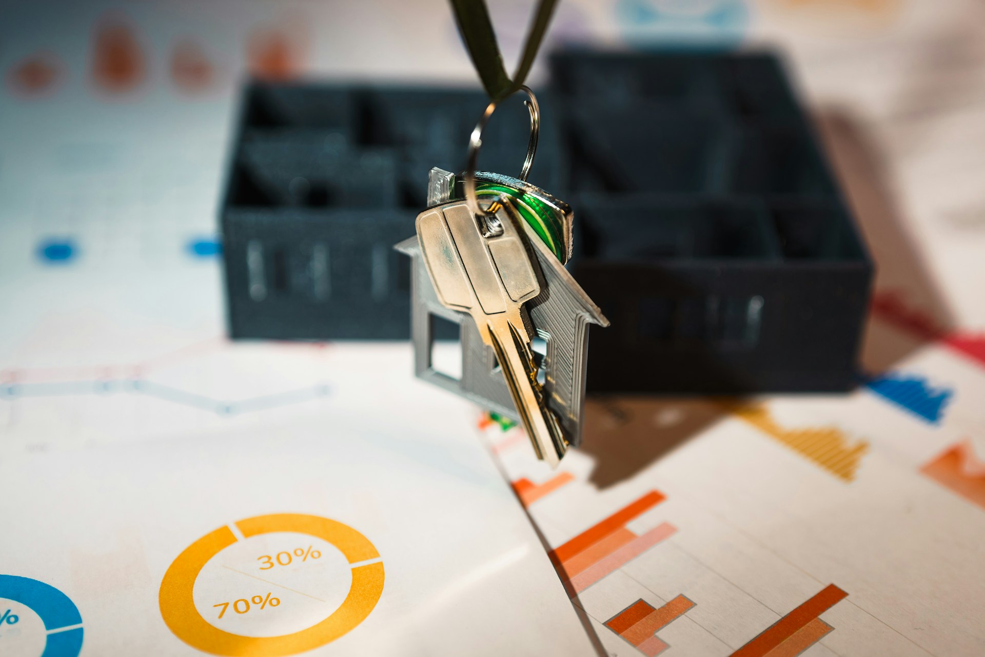 The Benefits and Drawbacks of Traditional Mortgages Compared to Owner Financing